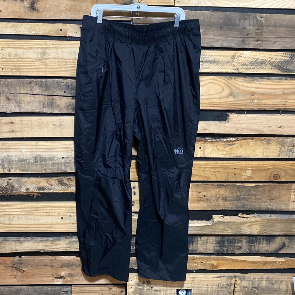 REI Black Packable Lightweight Rain Pants